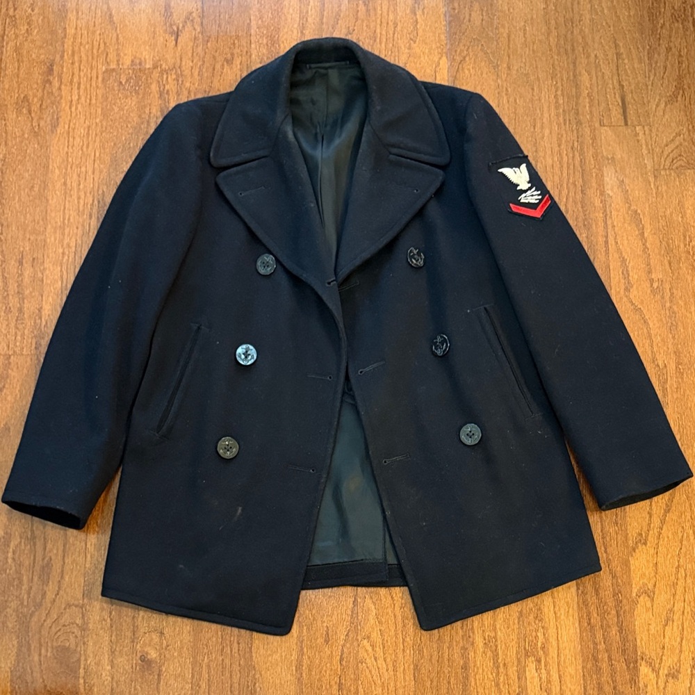 Classic US Navy Peacoat with emblem